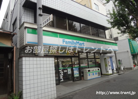 コンビニ　ファミリーマート升本神楽坂店（コンビニ）まで90m