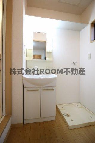 洗面設備　忙しい朝には欠かせない洗面所です