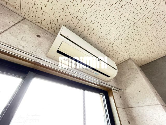 その他設備　エアコンついてます。