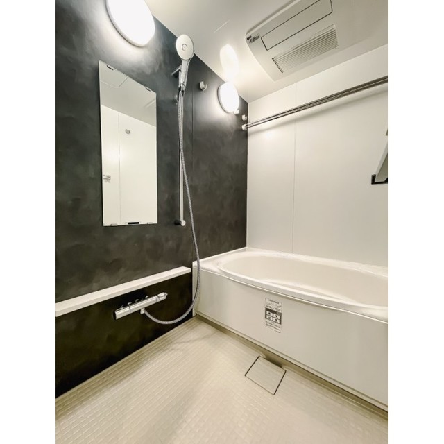 バス・シャワールーム　※写真は同タイプ住戸です。