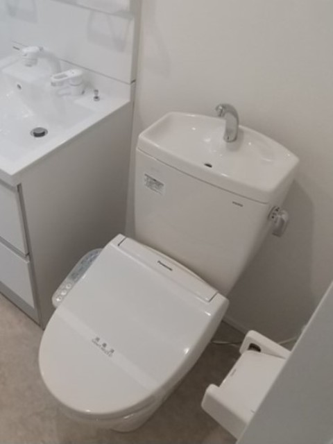 トイレ　シャワートイレ