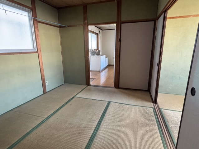 居室・リビング　和室がひろがる居住スペース