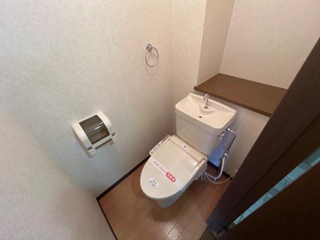 トイレ　シャワー付トイレ