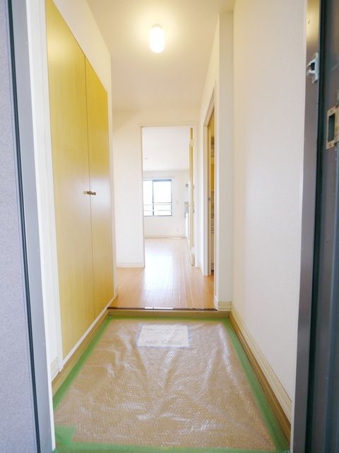 玄関　同社施工物件