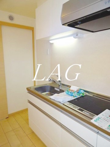 キッチン　キッチンです。