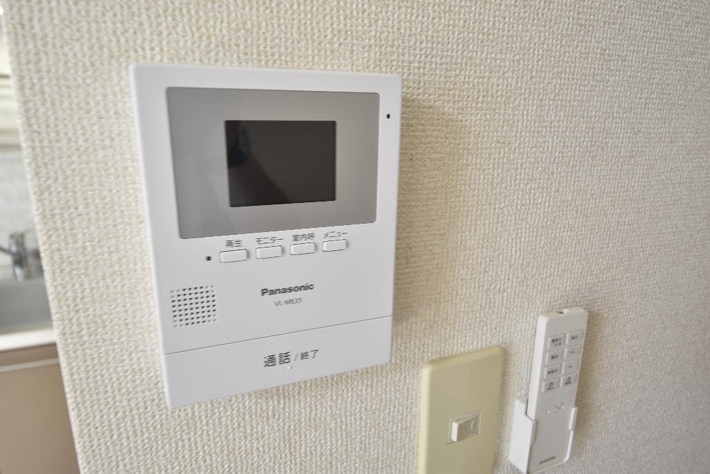 セキュリティ　カメラ付インターホン