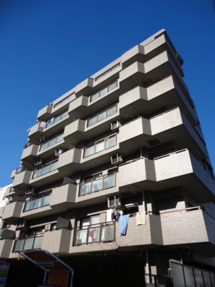 建物外観　外観タイル張りのマンション
