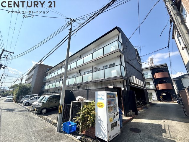 建物外観　敷地内駐車場あり！