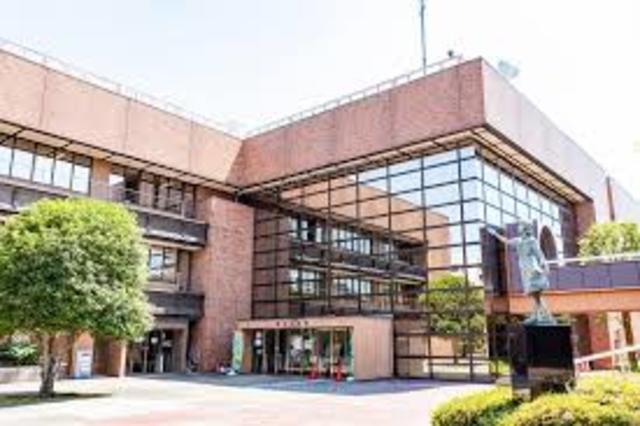 役所　川崎市麻生区役所（役所）まで1417m