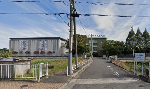 高校・高専　大阪府立大塚高校（高校・高専）まで669m