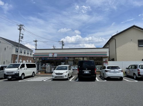 コンビニ　セブンイレブン 名古屋豊国通烏森店（コンビニ）まで74m