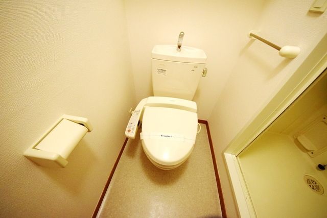 トイレ　★お部屋探しはタウンハウジング高幡不動店まで★