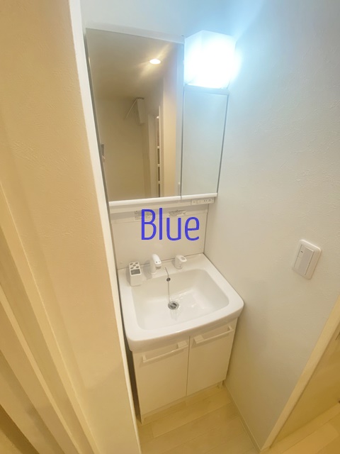 洗面設備　同仕様