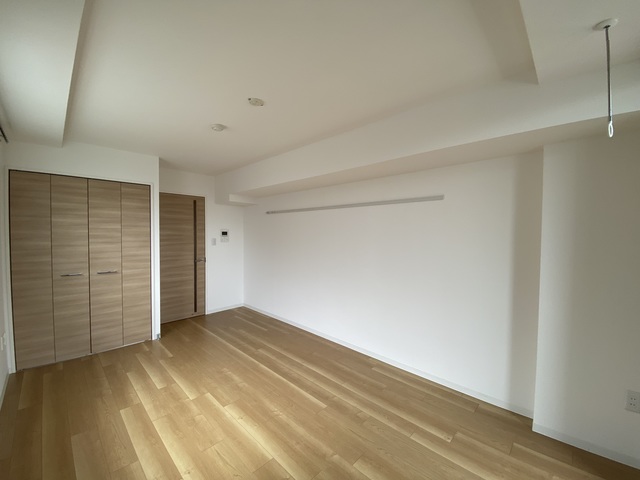 居室・リビング　長方形の８．８帖の使いやすいお部屋。
