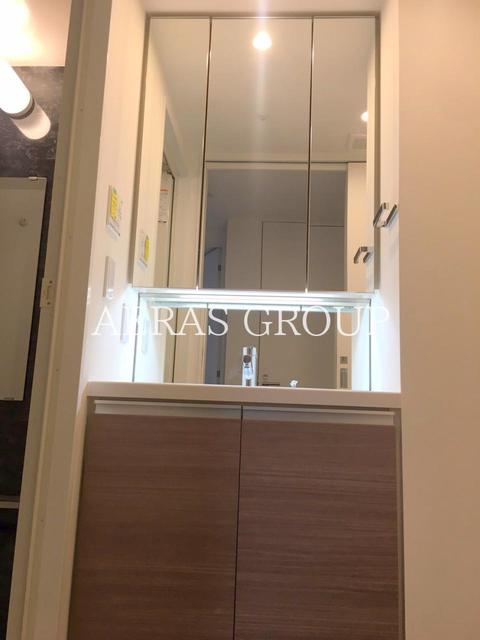 洗面設備　別部屋　参考写真