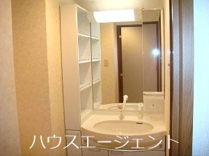 洗面設備　シャンプードレッサーです。