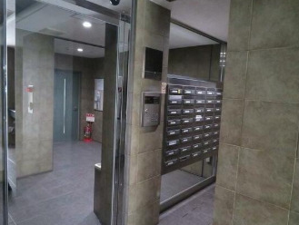 ロビー　建物の内部です