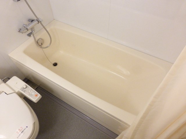 バス・シャワールーム　バス※別部屋参考写真