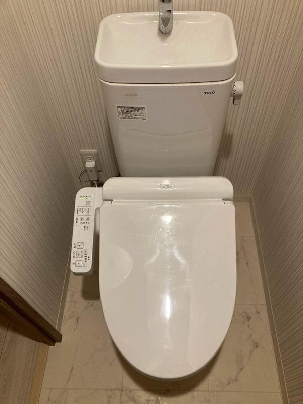 トイレ　別部屋参考写真