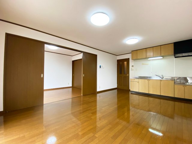 ノースアベニュー紫塚IIのキッチン写真