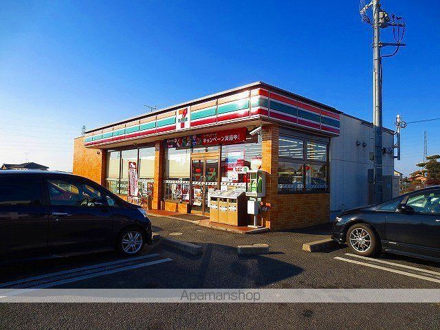 コンビニ　セブンイレブン（コンビニ）まで400m