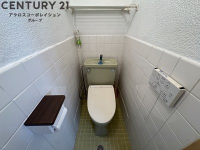 トイレ　温水洗浄便座付きでおすすめ！