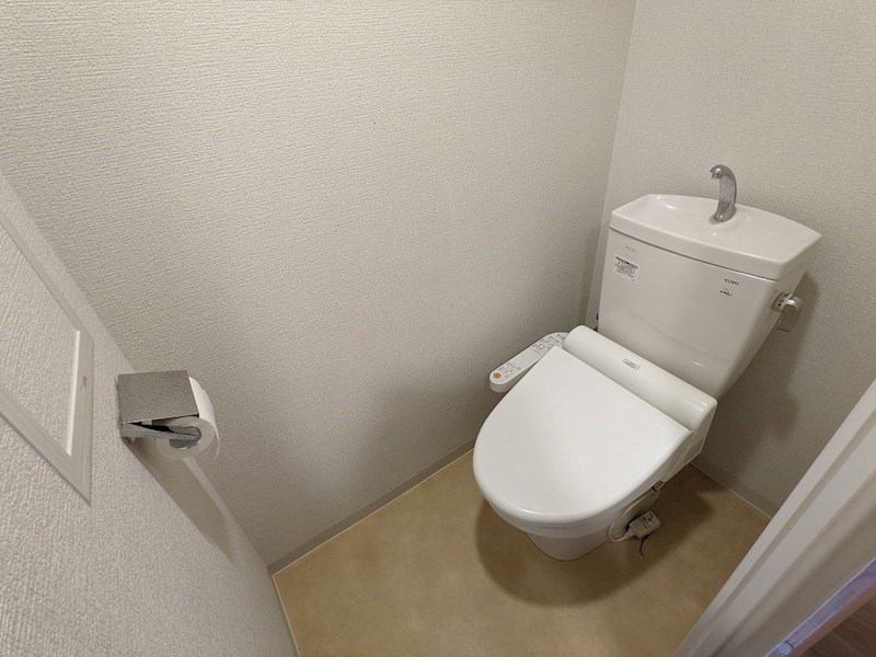 オズレジデンス尼崎のトイレ写真