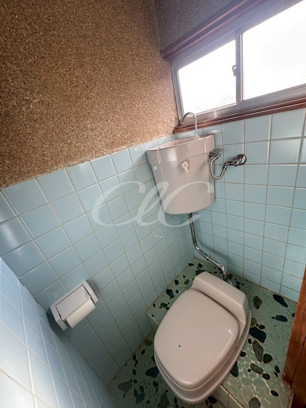 つくばエクスプレス 北千住駅 徒歩10分 2階建 築49年のトイレ写真