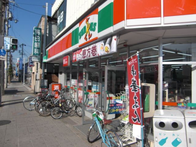 コンビニ　サンクス勝山北店（コンビニ）まで126m
