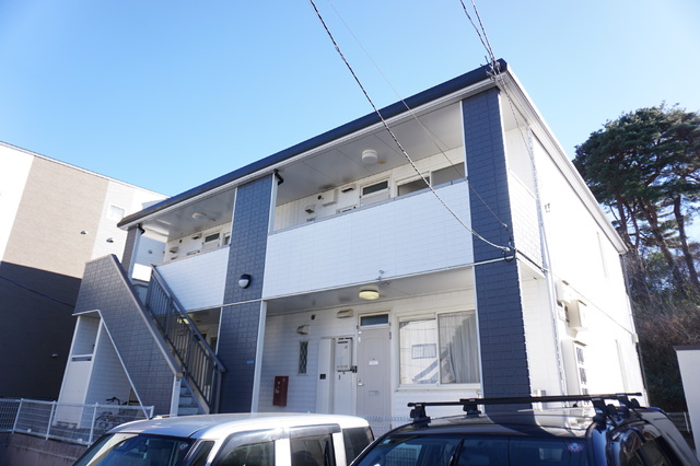 建物外観　外観（エントランス側）