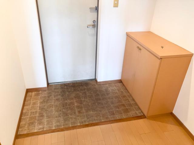 クレーネワンの玄関写真
