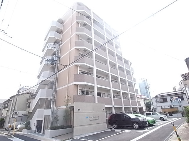 ファーストレジデンス三宮イーストの外観写真