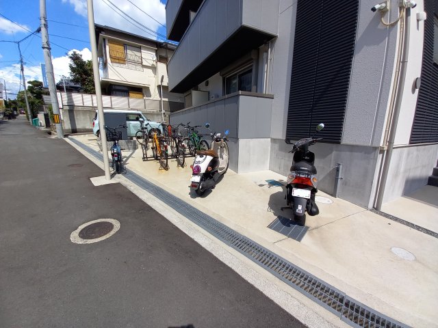 グランツ東香里園町の外観写真