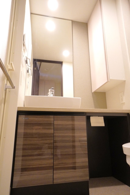 洗面設備　※写真は同タイプ住戸です。