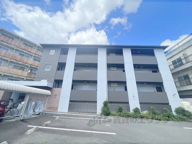 アイシスの外観写真