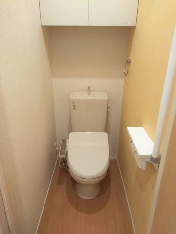 トイレ　ゆったりとした空間のトイレです