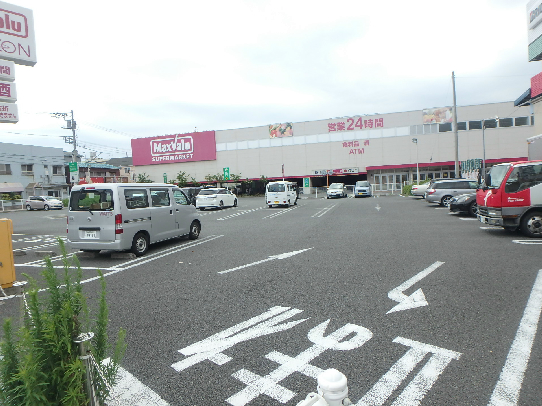 ＪＲ東海道本線 平塚駅 バス乗車時間：10分 最寄りバス停で下車 徒歩2分 3階建 築24年の周辺写真