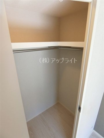 収納　ウォークインクローゼット