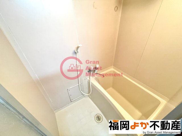 バス・シャワールーム　【福岡よか不動産】日々の暮らしに欠かせないお風呂です