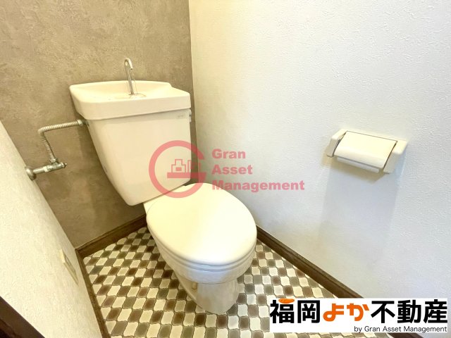 トイレ　【福岡よか不動産】清潔感のあるトイレです