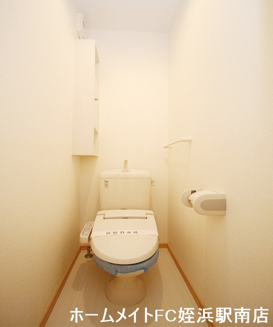 ＪＲ筑肥線 下山門駅 徒歩9分 3階建 築16年のトイレ写真