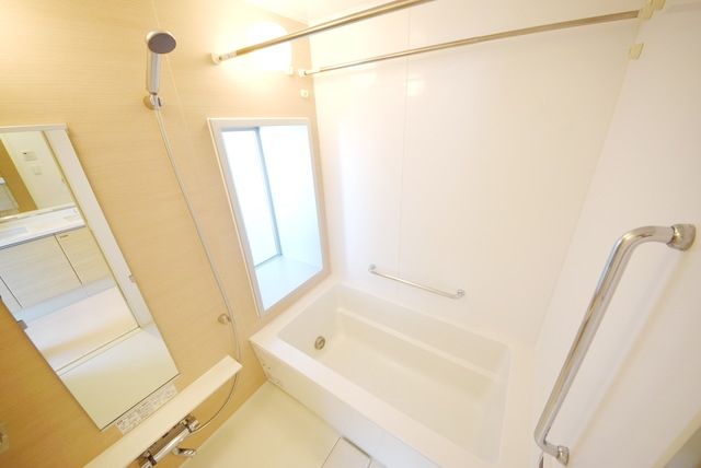 バス・シャワールーム　★別部屋参考画像です★