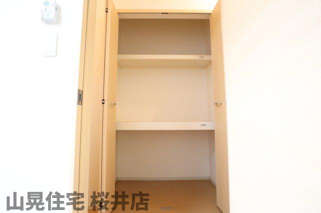 近鉄大阪線 大福駅 徒歩10分 2階建 築16年の内装写真