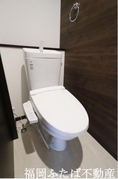 BRAND NEW DAY 箱崎のトイレ写真