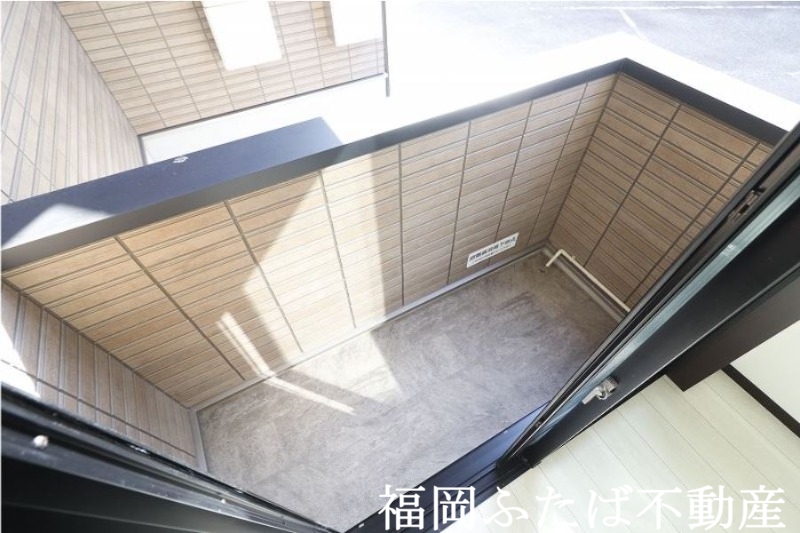 BRAND NEW DAY 箱崎の内装写真