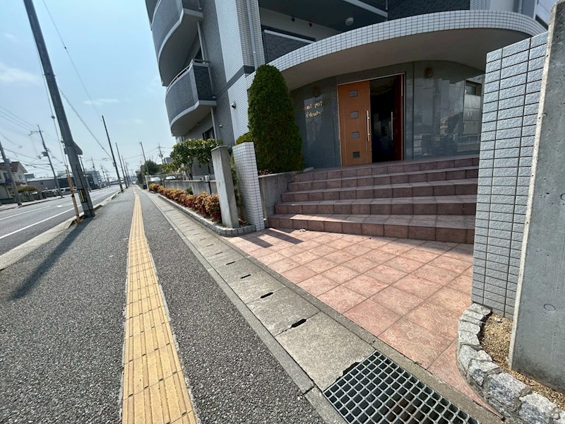 グランドパレス大久保の外観写真