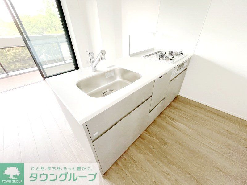キッチン　お問合せは(株)タウンハウジング赤坂店へ【03-5563-…