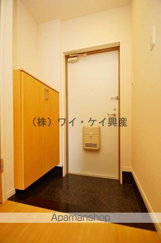 ウィッシュの玄関写真