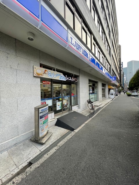 コンビニ　ローソン北区万歳町店（コンビニ）まで243m