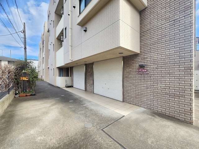 ＪＲ南武線 武蔵新城駅 徒歩9分 4階建 築18年の外観写真